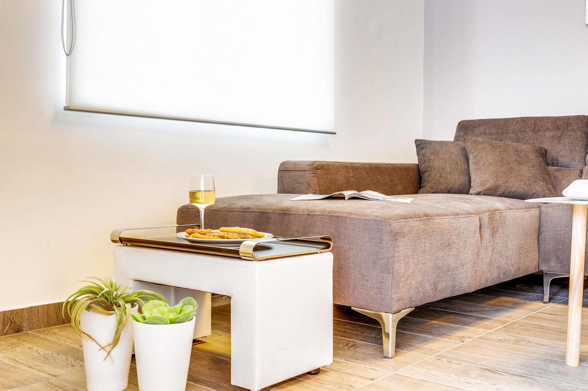 Cyan Icons Villas Tsivarás المظهر الخارجي الصورة
