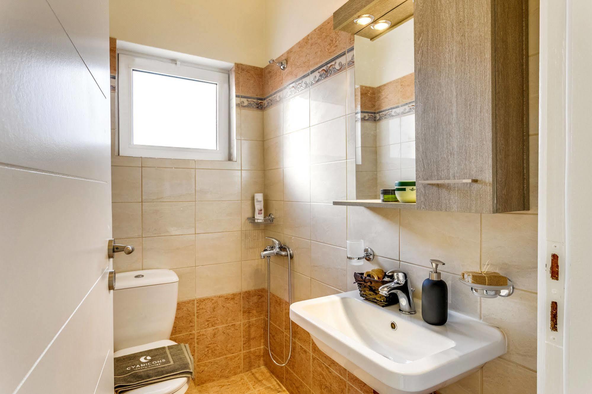Cyan Icons Villas Tsivarás المظهر الخارجي الصورة