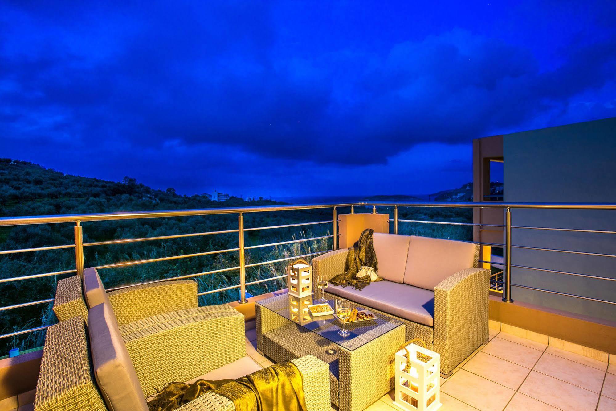 Cyan Icons Villas Tsivarás المظهر الخارجي الصورة